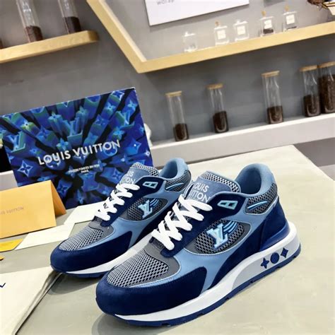 aaaa replica shoes